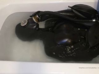 [GetFreeDays.com] Gas Mask And Rebreather Bags Underwater Part 2 Of 2 latex doll porn-3