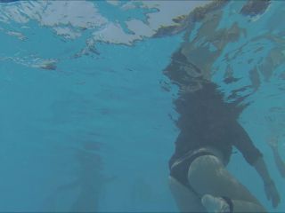Voyeur - Underwater swimsuit tracking - YMUW-1076,  on voyeur -9