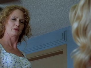 January Jones, Melissa Leo - The Three Burials of Melquiades Estrada (2005) HD 1080p!!!-6