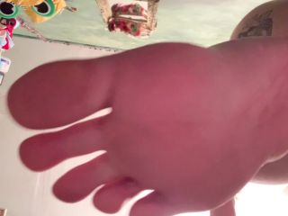 clip 28 CUSTOM Giantess Foot, smoking femdom on feet porn -2