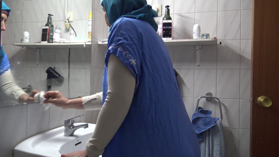 Arabic Wife In Germany  ديوث مصري يصور مراته كلامها وسخ اوووي