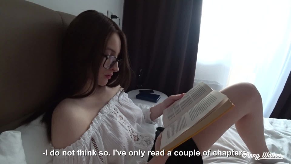 [Amateur] Hot Stepsister reading a book and playing with my dick - Anny Walker