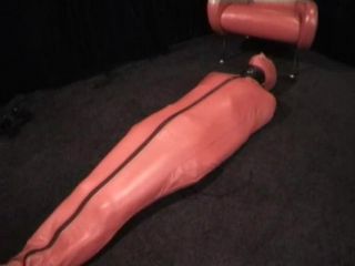 Aliceinbondageland com H265Fuck Me Or You Are Fired Evil Boss Alice Red Leather SleepSack-9