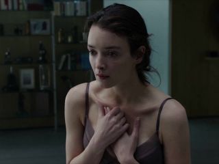 Charlotte Le Bon – Le secret des banquises (2016) HD 720p!!!-0