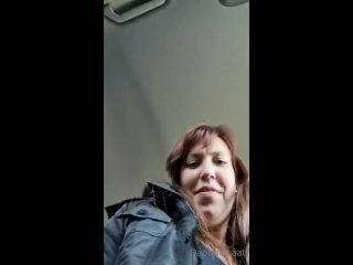 Daphne Laat Daphnelaat - horny in the car hihi x 12-10-2021-5