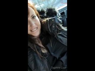 Daphne Laat Daphnelaat - horny in the car hihi x 12-10-2021-9