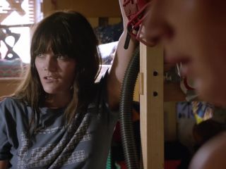 Emma Greenwell – Shameless s03e01-07 (2013) HD 1080p!!!-9