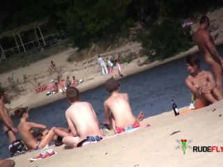 Everyone is staring at these gorgeous naturist teens  5-3