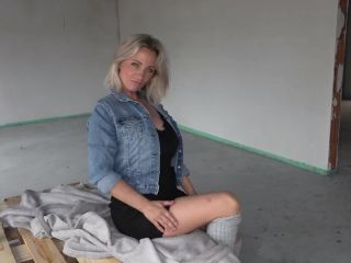 Sweetpinkpussy - 19 Jaehrigen Elektriker Azubi auf Baustelle abgefickt  - 2021-1