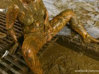 Wicked Betty In The Manure Channel - Slurry bath, Masturbate (HD)-4