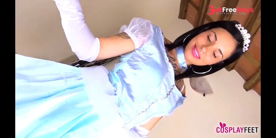 [GetFreeDays.com] Cinderella cosplayer footplays in white sheer nylons Adult Leak January 2023