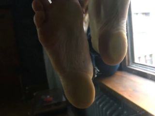 Amazing Bare Soles Pressing On Glass (Foot Tease, Sexy Feet, Bare Feet-5