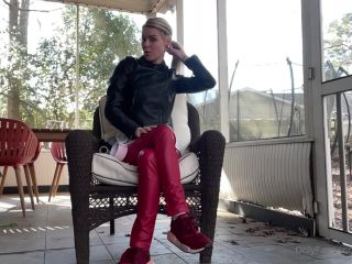 Kody Evans Kodyevans - shot this in slo motion thoughts leather 27-02-2021-2