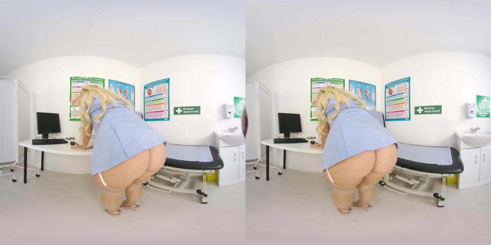 Naughty Nurse vr Lycia Sharyl