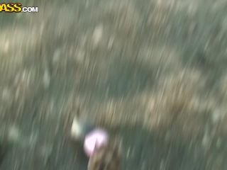 Cashforsextape.com- Amateur sucking dick in the park-6