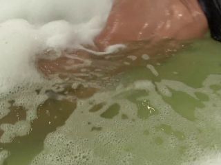 Brunette Teen Beauty Sammy A Taking A Hot Bubble Bath  Full Video-5