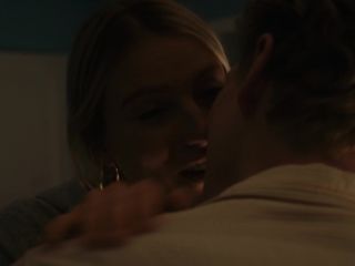 Emma Roberts, Dree Hemingway - In a Relationship (2018) HD 1080p!!!-2