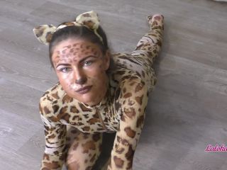 Pt 3Laloka4you - Sexy Babe In A Tigress Costume Sucks Her-0