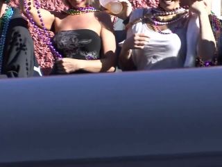 Mardi Gras Chicks Flashing in the Streets SmallTits-2