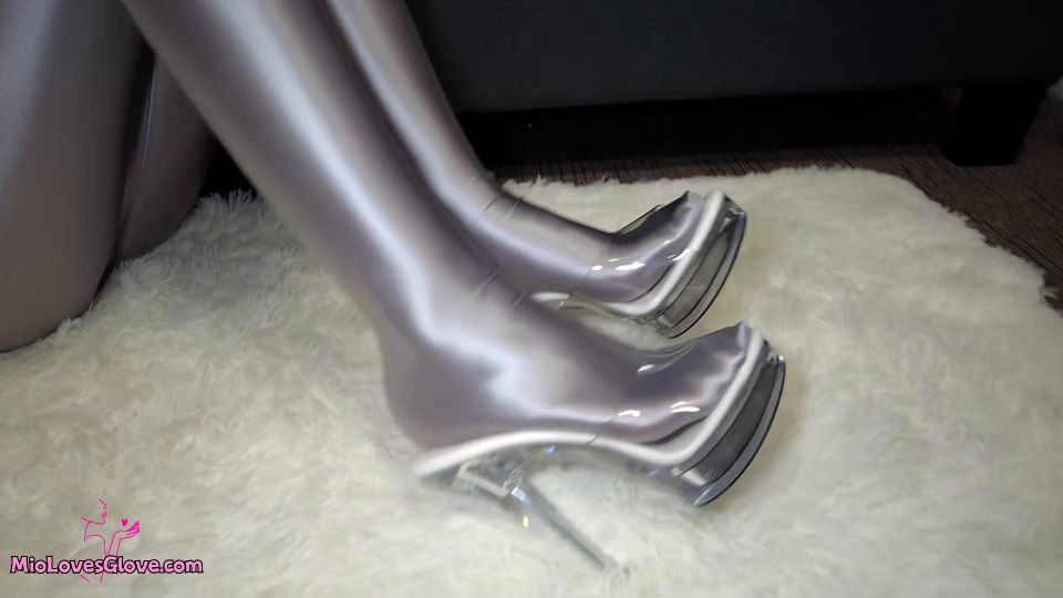 Miolovesglove – Mlg-006 Sexy Silver Spandex Zentai Catsuit Fondling Handjob.