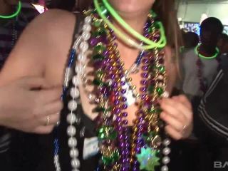 Clarice Has A Good Time At Mardi Gras amateur -2