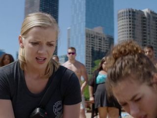 Kate Smith, Rachel Nichols - Chicago Fire s04e02 (2015) HD 1080p - (Celebrity porn)-1