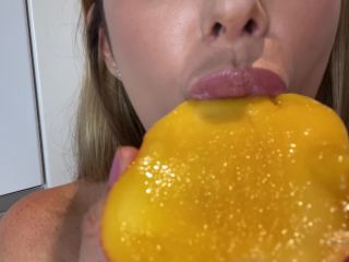 Scarlett Morgan Scarlettmorgan - there is an extra special treat in your inbox want to see me destroy this mango in the s 29-02-2020-9