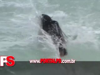 Downblouse accident in a Brazilian beach  1 280-5