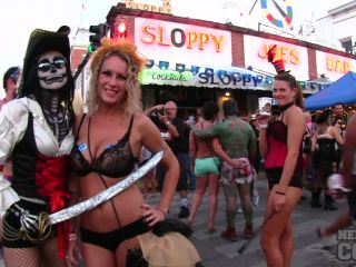 Nude Girls With Only Body Paint Out In Public On The Streets Of Fantasy Fest 2018 Key West Florida BBW!-9