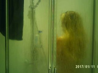 blondevoyeurshower-8