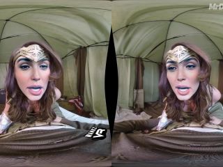 Gal Gadot As Wonder Woman Cosplay Sex Porn DeepFake-5