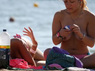 BeachJerk busty-friends-2 4k - topless - voyeur -7