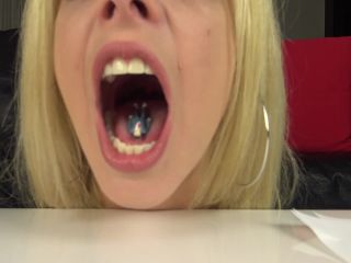 Giantess Agrees To Let One-Inch Tiny Friend Explore Inside Her Mouth-5