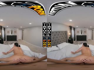 Anissa Kate Virtual Porn with in Morning Anal Sex - VR - Brunette-7