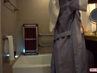 Suzie  Housekeeper Suzie Gets In The Shower-9
