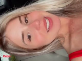 [GetFreeDays.com] Com a bucetinha escorrendo loira safada se masturba at gozar Adult Stream December 2022-5