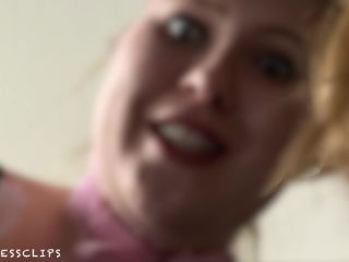 Emma The Maid Shrinks You webcam Emma Shay-4