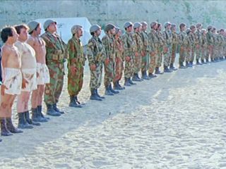 Edwige Fenech - La soldatessa alla visita militare (1977) HD 720p!!!-9