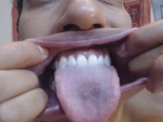 GoldenLace My big toothy gob - Ebony-4