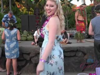 Melody Marks  Melody is horny in Hawaii-1