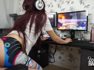 Mv - D.Va Having A Quickie While Gaming - Missbanana-5