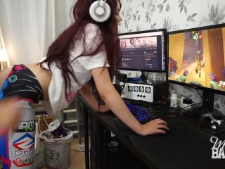 Mv - D.Va Having A Quickie While Gaming - Missbanana-8