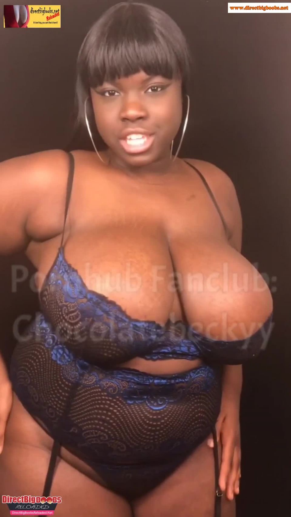 [OnlyFans] Chocolatebeckyy roleplay ebony big tits mom son blowjob Mar 2022 1920P Black!