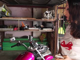 [GetFreeDays.com] Due Lesbiche Si Scopano Dildi Su Una Grossa Moto Fucsia, Mary Rider elle lee lesbian porn-0