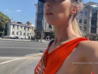 Flashing Boobs Walk In The City 1080p-2