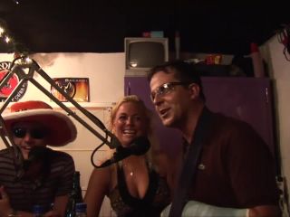 Dutch stella maas gets fucked at the local radio station-2