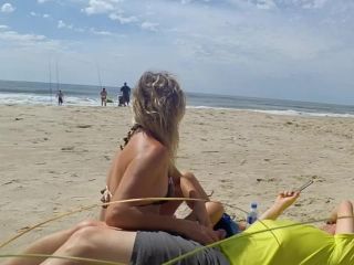 G08441 Real Amateur Public Handjob Risky On The Beach People Walking ...-7