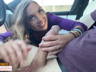 Wild Ride PAWG Eighteen Year Old Amateur Car Fucking While Driving-2