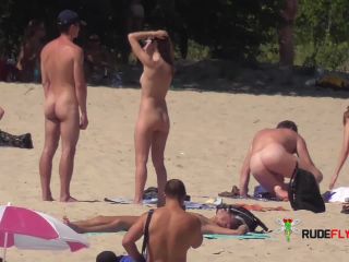 DD BBW For The Nude Beach Voyeur  2-2