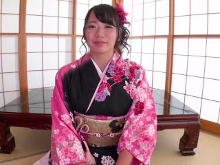 Babe in kimono gives insane Japan blow job Teen!-0